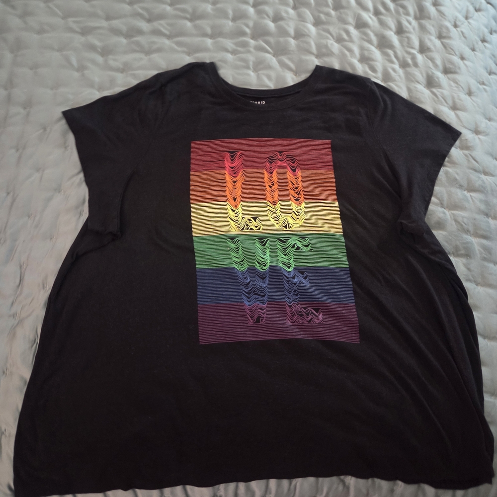 Torrid 6x Pride Love Vintage Tee - Picture 4 of 6